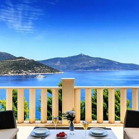 Villa Four Spacious Bed Terraces & Infinity Pool With Sea Views Kalkan